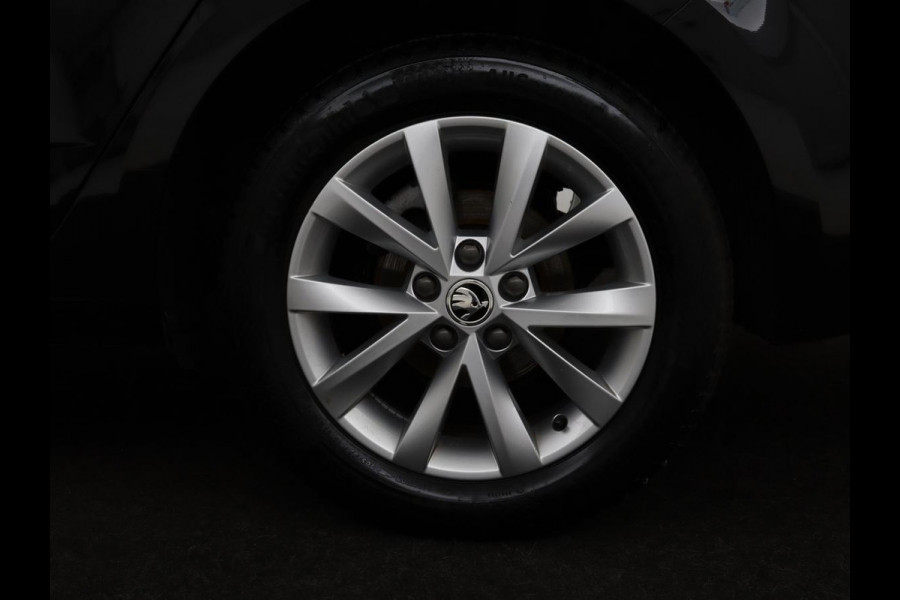 Škoda Octavia Combi 1.0 TSI Grt Amb. Bns | Adaptive cruise | DSG Automaat | Climate control | Carplay | Parkeerhulp