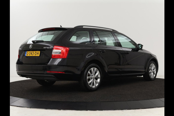 Škoda Octavia Combi 1.0 TSI Grt Amb. Bns | Adaptive cruise | DSG Automaat | Climate control | Carplay | Parkeerhulp