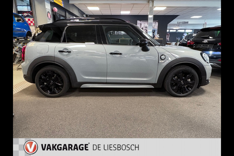 MINI Countryman 2.0 Cooper S E ALL4 Untamed Edition / leder /Panorama-dak /head-up/ rijklaar