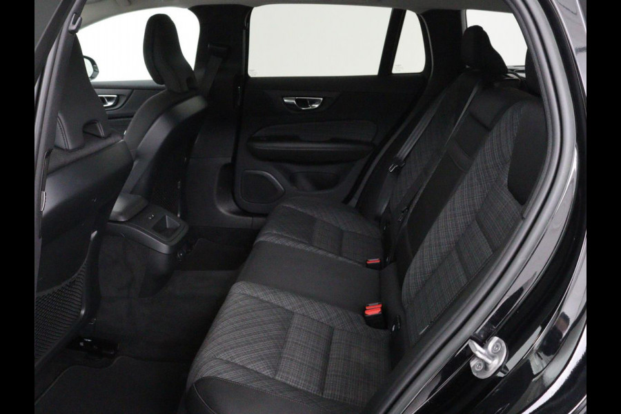Volvo V60 2.0 B4 Core | 58.000km NAP | Stoel & Stuurverwarming | Full LED | Carplay | Camera | Elektrische achterklep | Navigatie