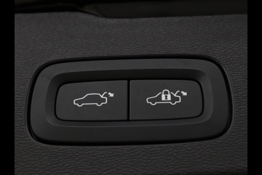Volvo V60 2.0 B4 Core | 58.000km NAP | Stoel & Stuurverwarming | Full LED | Carplay | Camera | Elektrische achterklep | Navigatie