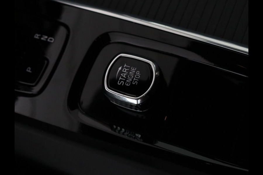 Volvo V60 2.0 B4 Core | 58.000km NAP | Stoel & Stuurverwarming | Full LED | Carplay | Camera | Elektrische achterklep | Navigatie