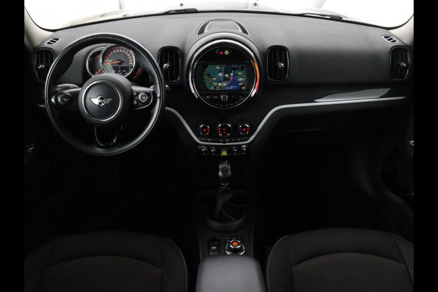 MINI Countryman 2.0 Cooper S E ALL4 Pepper | Climate control | Navigatie | PHEV | Park assist | Elektrische achterklep | Bleutooth