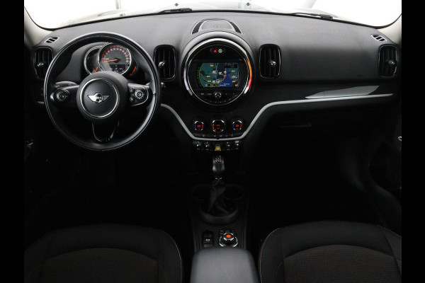 MINI Countryman 2.0 Cooper S E ALL4 Pepper | Climate control | Navigatie | PHEV | Park assist | Elektrische achterklep | Bleutooth