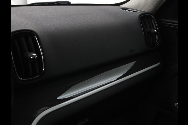 MINI Countryman 2.0 Cooper S E ALL4 Pepper | Climate control | Navigatie | PHEV | Park assist | Elektrische achterklep | Bleutooth