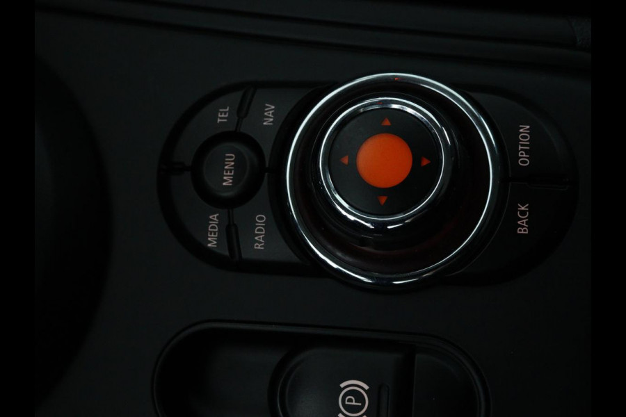 MINI Countryman 2.0 Cooper S E ALL4 Pepper | Climate control | Navigatie | PHEV | Park assist | Elektrische achterklep | Bleutooth