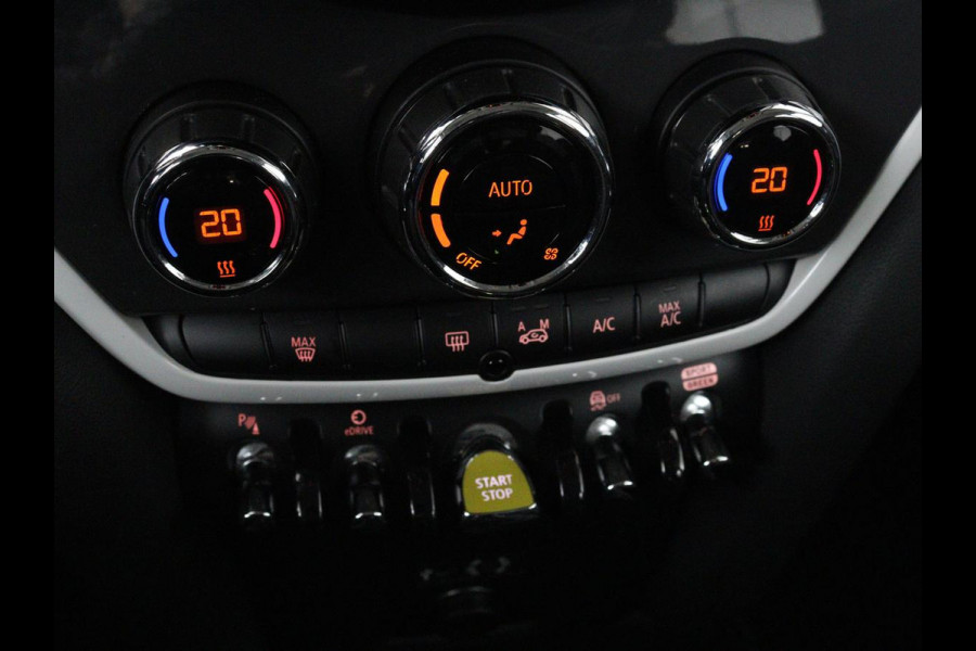 MINI Countryman 2.0 Cooper S E ALL4 Pepper | Climate control | Navigatie | PHEV | Park assist | Elektrische achterklep | Bleutooth