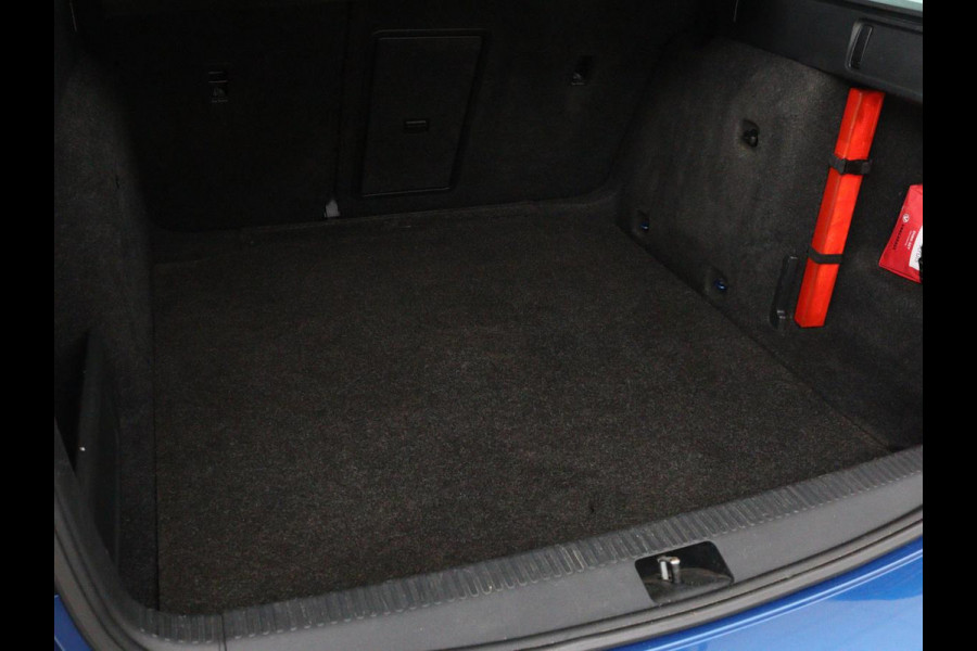 Škoda Octavia Combi 1.0 TSI Grt Amb. Bns | Camera | Trekhaak | Adaptive cruise | Carplay | Navigatie | Sportstoelen | Climate control