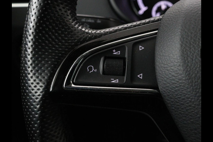 Škoda Octavia Combi 1.0 TSI Grt Amb. Bns | Camera | Trekhaak | Adaptive cruise | Carplay | Navigatie | Sportstoelen | Climate control