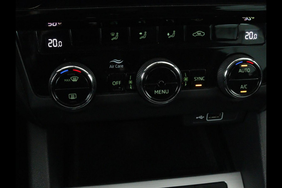 Škoda Octavia Combi 1.0 TSI Grt Amb. Bns | Camera | Trekhaak | Adaptive cruise | Carplay | Navigatie | Sportstoelen | Climate control