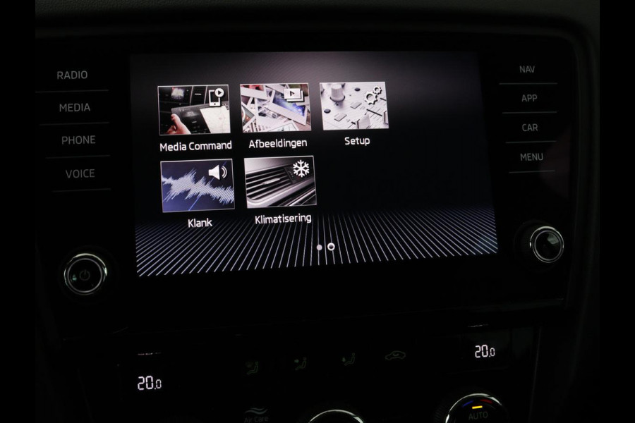 Škoda Octavia Combi 1.0 TSI Grt Amb. Bns | Camera | Trekhaak | Adaptive cruise | Carplay | Navigatie | Sportstoelen | Climate control