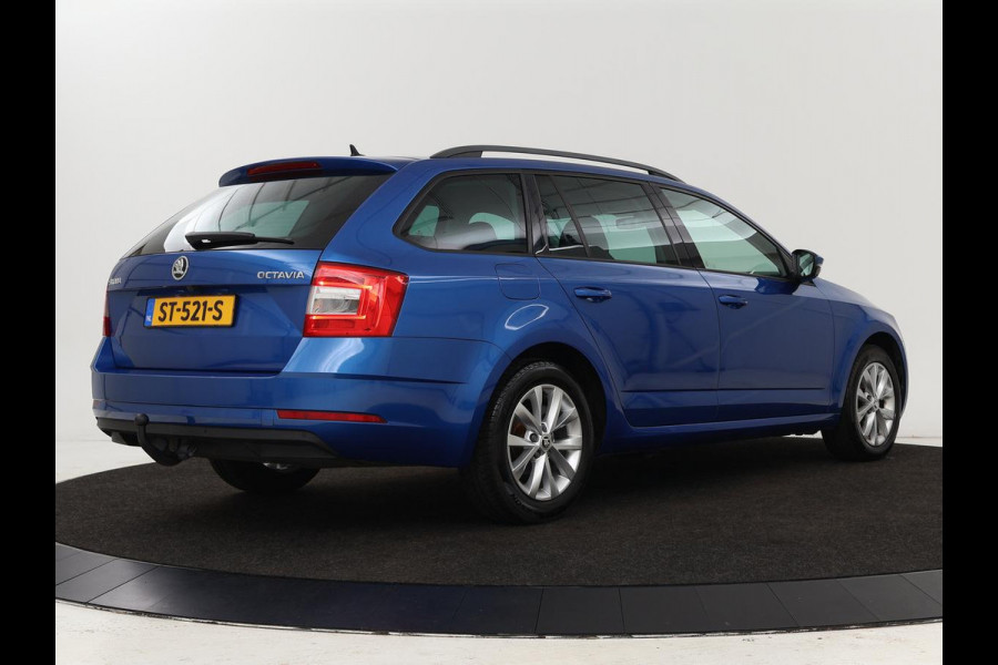 Škoda Octavia Combi 1.0 TSI Grt Amb. Bns | Camera | Trekhaak | Adaptive cruise | Carplay | Navigatie | Sportstoelen | Climate control