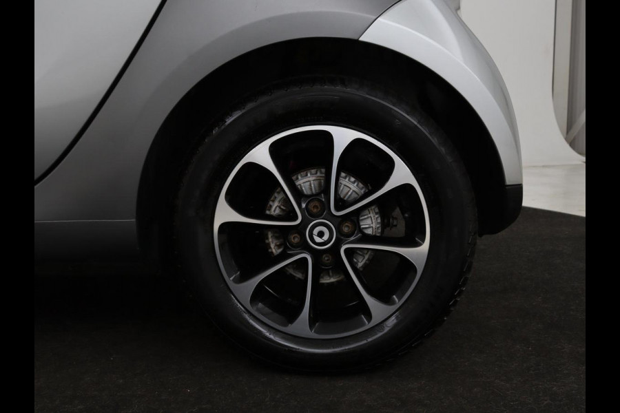 Smart Fortwo 1.0 Turbo Proxy | Elektrisch vouwdak | Camera | Bleutooth | LED | Automaat | Cruise control | Climate control