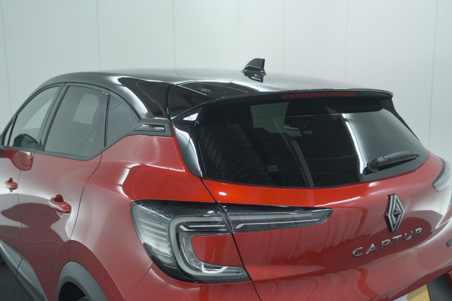 Renault Captur 1.6 E-Tech full hybrid 145 Techno | Advanced Driving | Camera | Dodehoekdetectie | Apple Carplay | 18 Inch Lichtmetalen Velgen