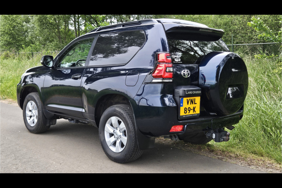 Toyota Land Cruiser 2.8 D-4D-F Comfort High Roof Blind Van