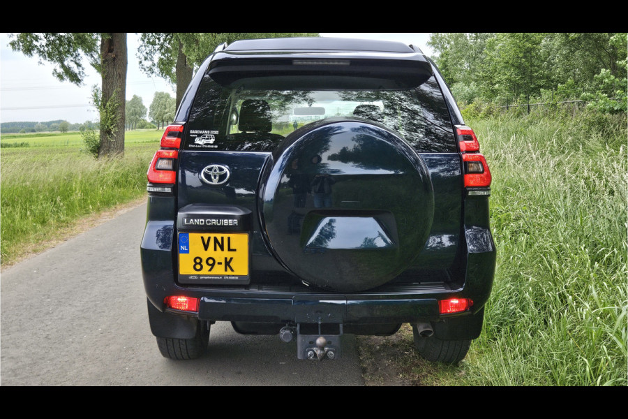 Toyota Land Cruiser 2.8 D-4D-F Comfort High Roof Blind Van