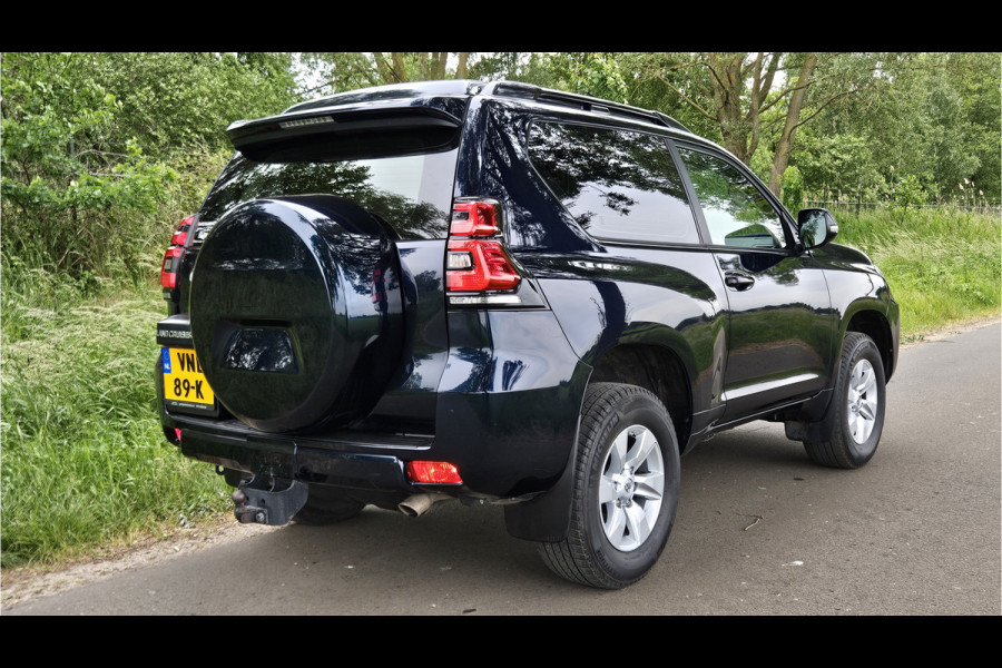 Toyota Land Cruiser 2.8 D-4D-F Comfort High Roof Blind Van