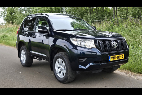 Toyota Land Cruiser 2.8 D-4D-F Comfort High Roof Blind Van