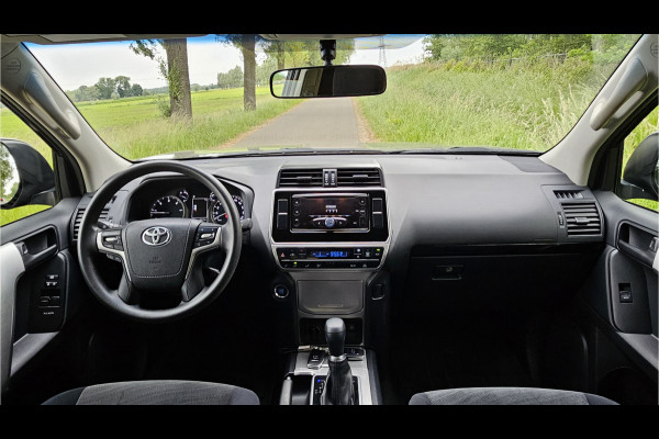 Toyota Land Cruiser 2.8 D-4D-F Comfort High Roof Blind Van