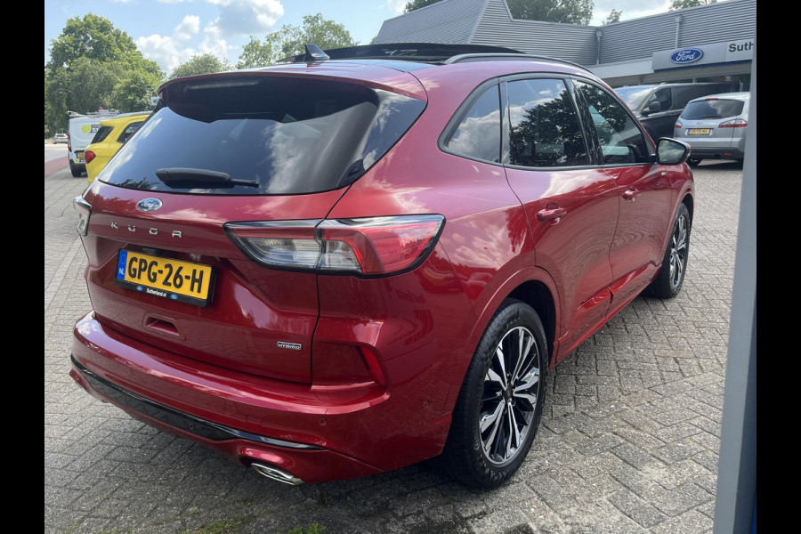 Ford Kuga 2.5 PHEV ST-Line X 225pk | Panoramadak | Winter pack | Adaptive cruise control | Head up display | 19 inch