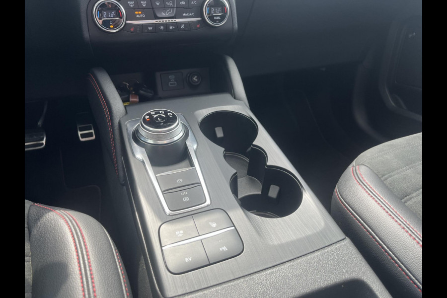 Ford Kuga 2.5 PHEV ST-Line X 225pk | Panoramadak | Winter pack | Adaptive cruise control | Head up display | 19 inch