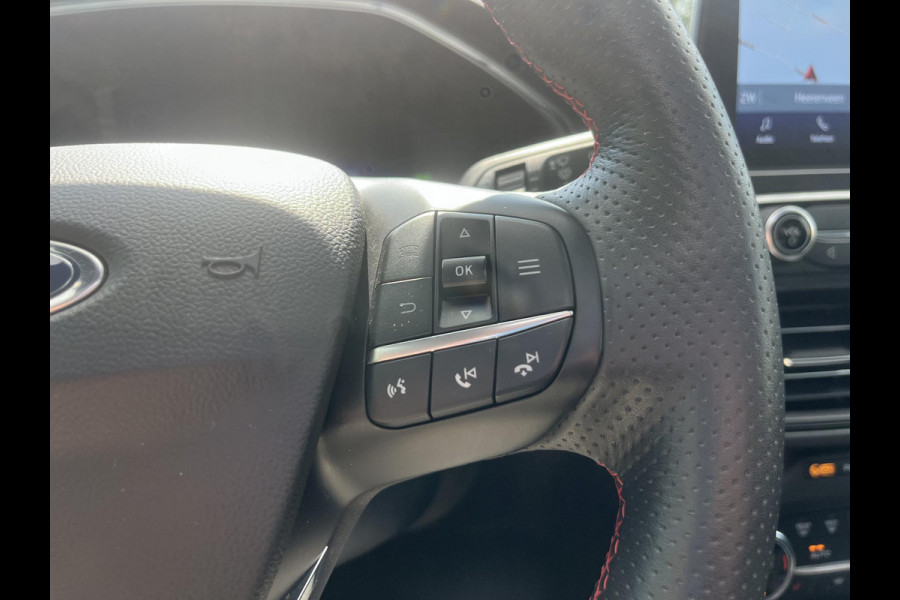 Ford Kuga 2.5 PHEV ST-Line X 225pk | Panoramadak | Winter pack | Adaptive cruise control | Head up display | 19 inch