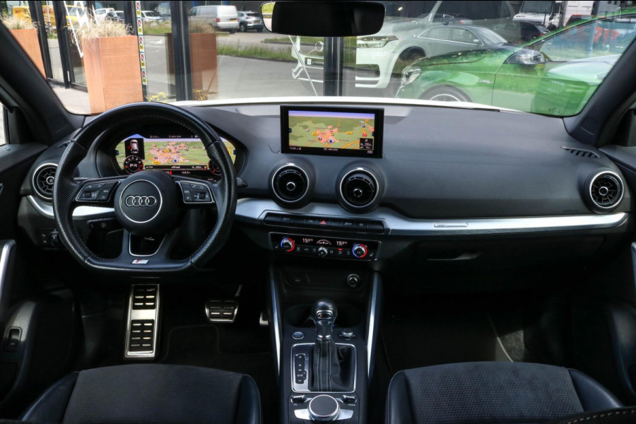 Audi Q2 1.4 TFSI CoD S-LINE - TREKHAAK - VIRTUAL - LED - CARPLAY