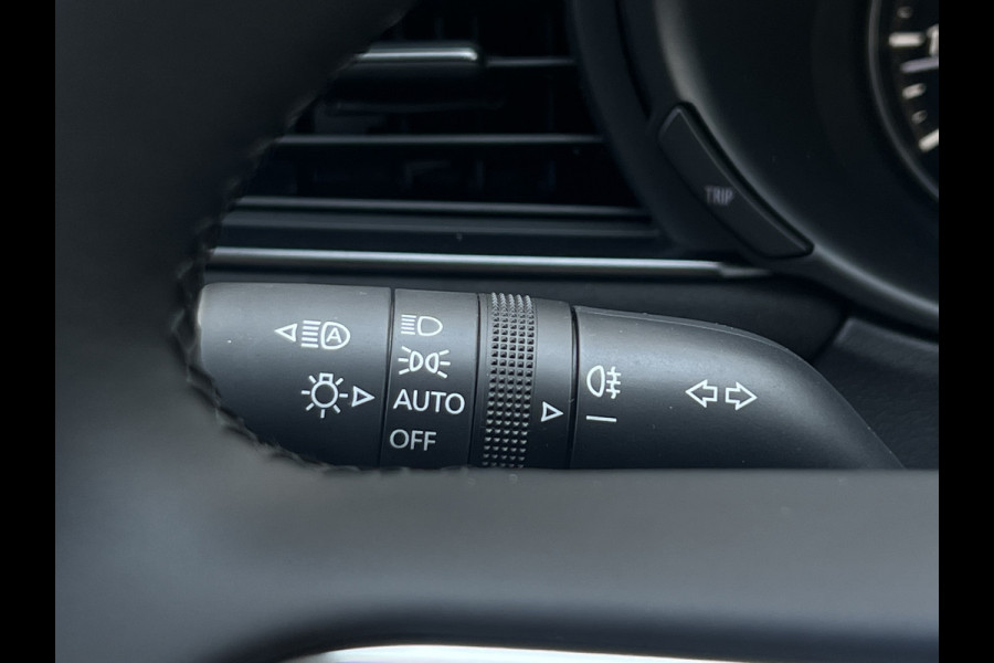 Mazda CX-30 2.0 e-SkyActiv-G M Hybrid Nagisa | 150pk | Camera | Leder | LED | Carplay | HUD