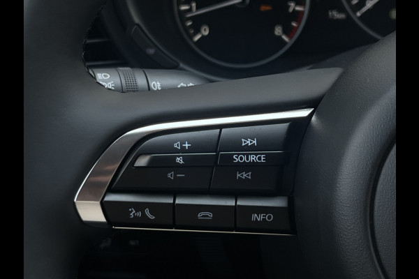 Mazda CX-30 2.0 e-SkyActiv-G M Hybrid Nagisa | 150pk | Camera | Leder | LED | Carplay | HUD