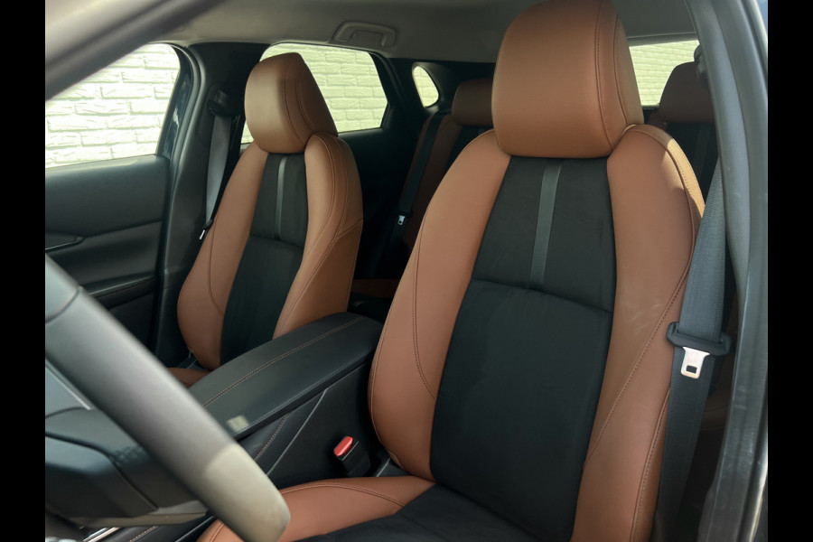 Mazda CX-30 2.0 e-SkyActiv-G M Hybrid Nagisa | 150pk | Camera | Leder | LED | Carplay | HUD