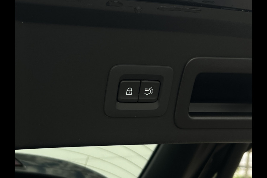 Mazda CX-30 2.0 e-SkyActiv-G M Hybrid Nagisa | 150pk | Camera | Leder | LED | Carplay | HUD