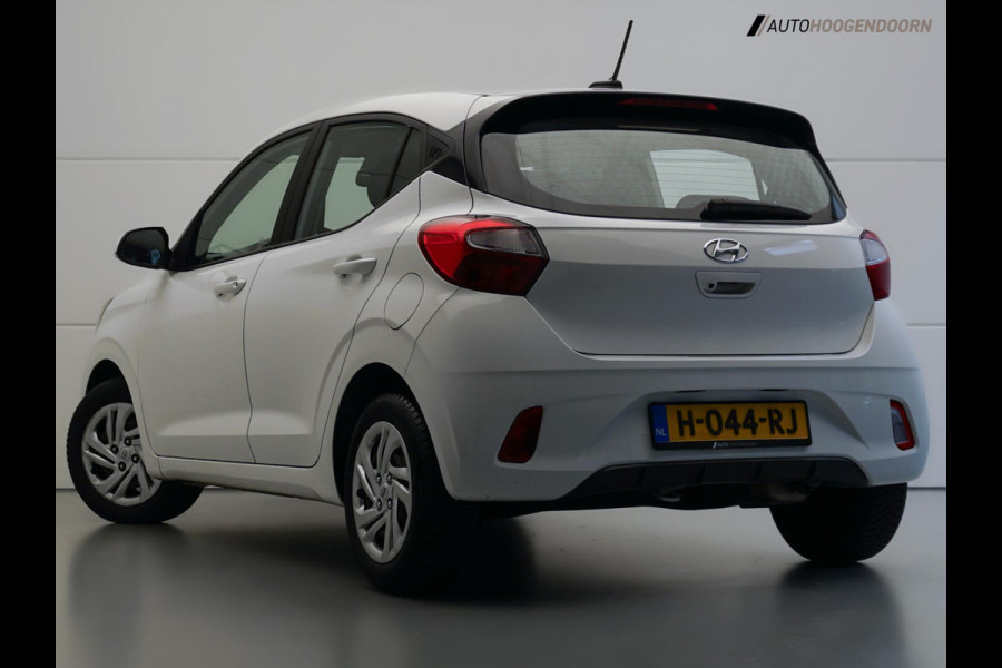 Hyundai i10 1.0 Comfort (APPLE CARPLAY,NAVIGATIE,CAMERA,CRUISE,LED VERLICHTING,COMFORT-STOELEN,NIEUWE APK,AIRCO,TOPCONDITIE)