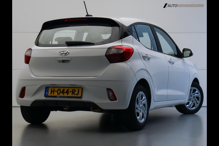 Hyundai i10 1.0 Comfort (APPLE CARPLAY,NAVIGATIE,CAMERA,CRUISE,LED VERLICHTING,COMFORT-STOELEN,NIEUWE APK,AIRCO,TOPCONDITIE)