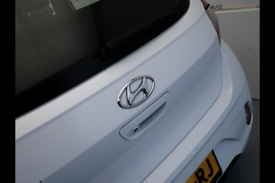 Hyundai i10 1.0 Comfort (APPLE CARPLAY,NAVIGATIE,CAMERA,CRUISE,LED VERLICHTING,COMFORT-STOELEN,NIEUWE APK,AIRCO,TOPCONDITIE)