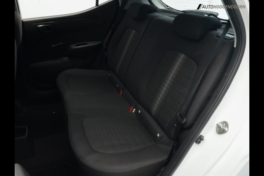 Hyundai i10 1.0 Comfort (APPLE CARPLAY,NAVIGATIE,CAMERA,CRUISE,LED VERLICHTING,COMFORT-STOELEN,NIEUWE APK,AIRCO,TOPCONDITIE)
