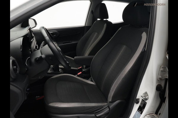 Hyundai i10 1.0 Comfort (APPLE CARPLAY,NAVIGATIE,CAMERA,CRUISE,LED VERLICHTING,COMFORT-STOELEN,NIEUWE APK,AIRCO,TOPCONDITIE)