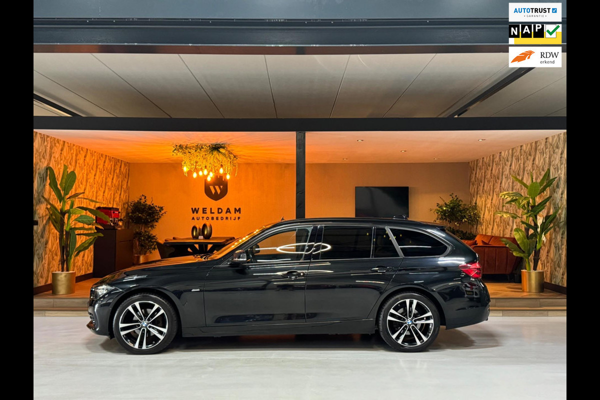 BMW 3 Serie Touring 320i xDrive Edition Sport Line Shadow Executive Garantie Head-Up Pano Camera Elek Achterklep Cruise Rijklaar