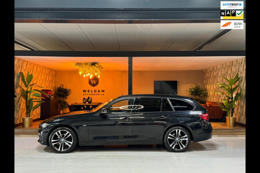 BMW 3 Serie Touring 320i xDrive Edition Sport Line Shadow Executive Garantie Head-Up Pano Camera Elek Achterklep Cruise Rijklaar
