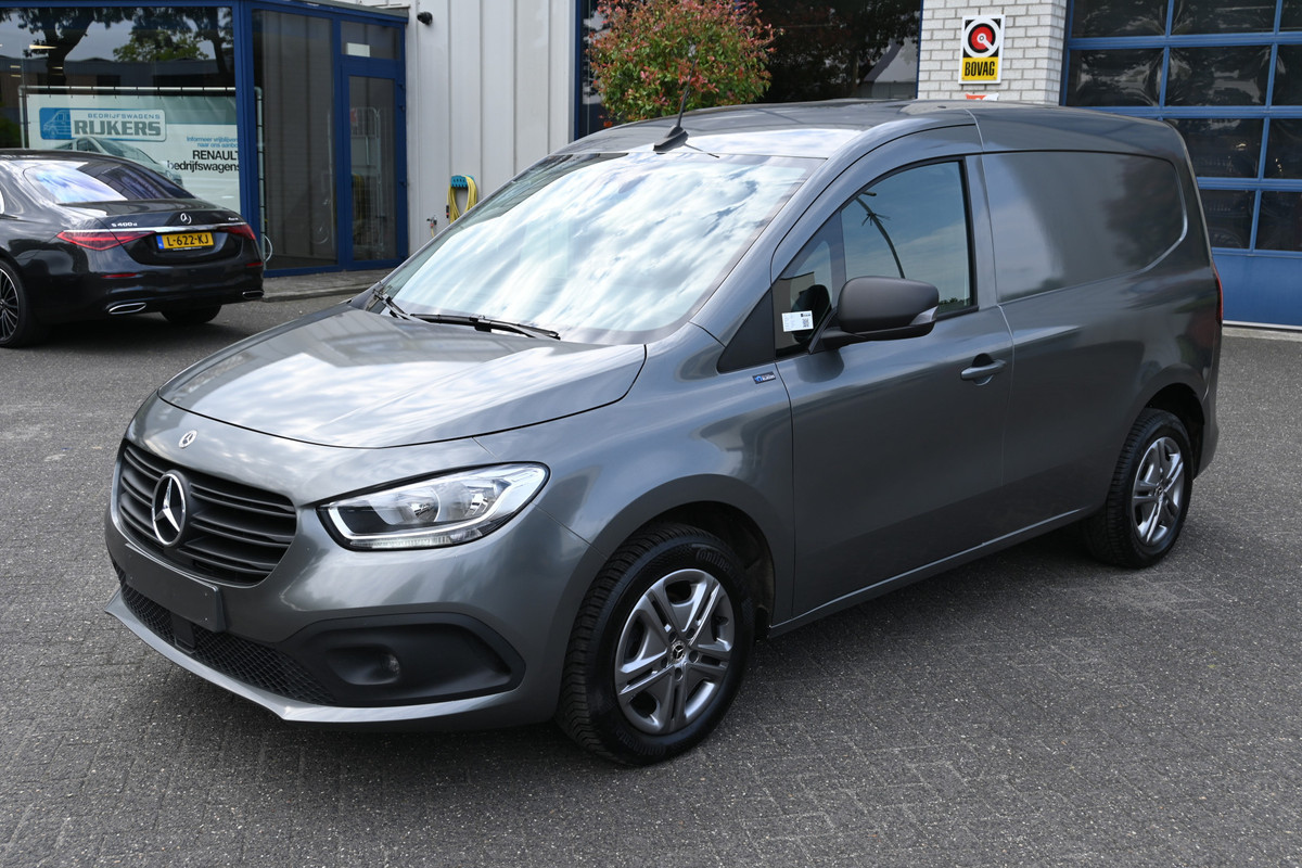 Mercedes-Benz Citan 110 CDI L1 MBUX met Apple Carplay/Android Auto, Trekhaak, Cruise control Mercedes-Benz Citan 110 CDI L1 MBUX met Apple Carplay/Android Auto, Trekhaak, Cruise control