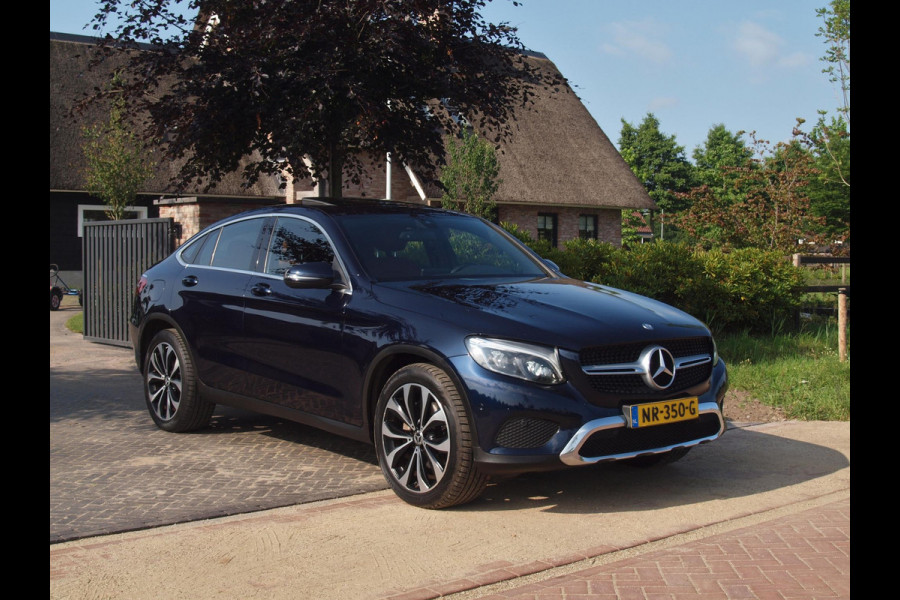 Mercedes-Benz GLC Coupé 250 4MATIC Prestige | Panoramadak | Camera | Cruise Control | Automaat | Leer |