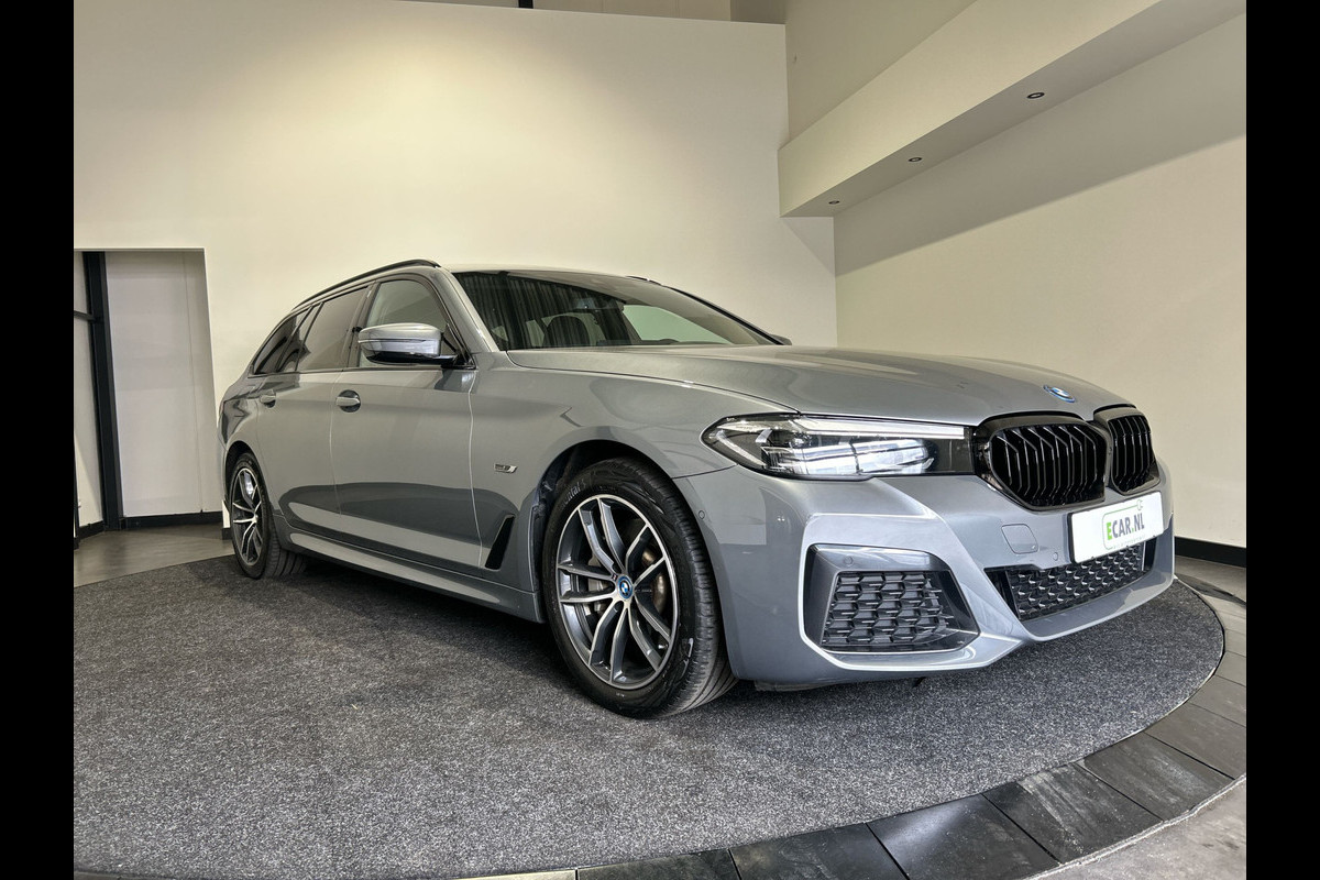 BMW 5 Serie Touring 530e Business Edition Plus | Live cockpit professional | Connected pack professional | BMW 5 Serie Touring 530e Business Edition Plus | Live cockpit professional | Connected pack professional |
