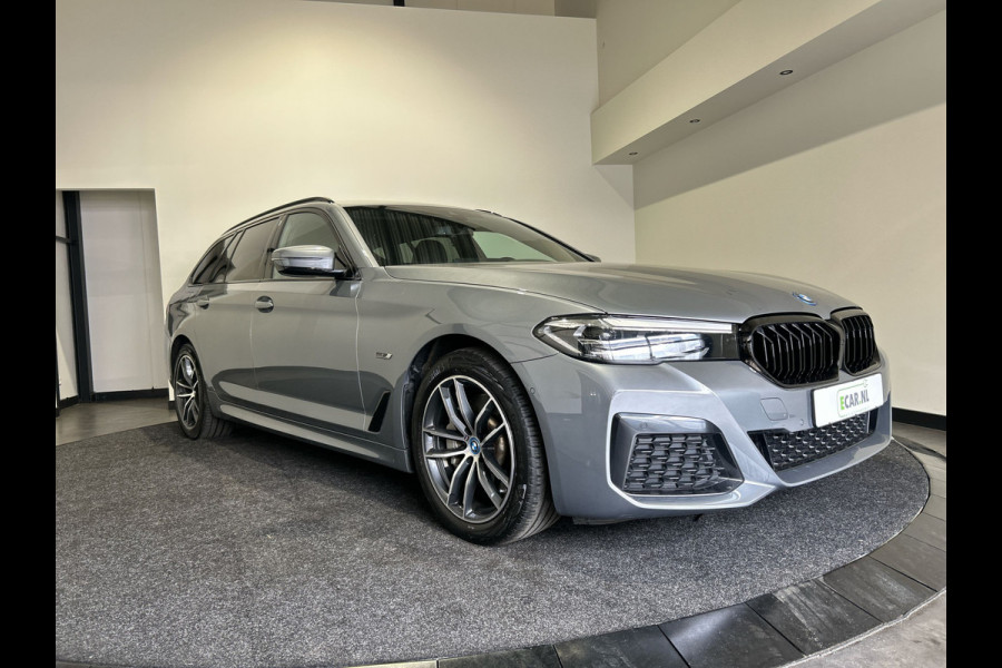 BMW 5 Serie Touring 530e Business Edition Plus | Live cockpit professional | Connected pack professional |