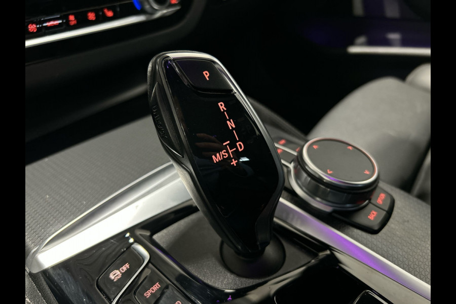 BMW 5 Serie Touring 530e Business Edition Plus | Live cockpit professional | Connected pack professional |
