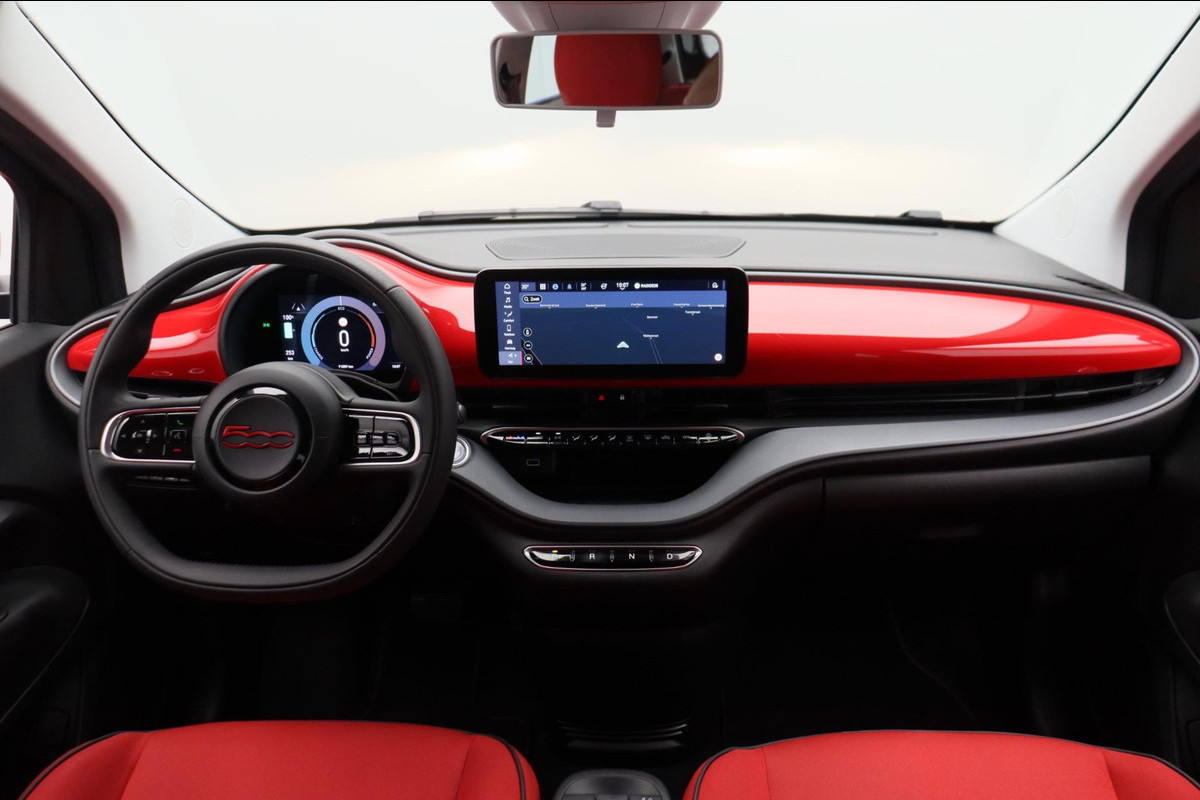 Fiat 500 RED 42 kWh Origineel NL Navigatie Climate/control