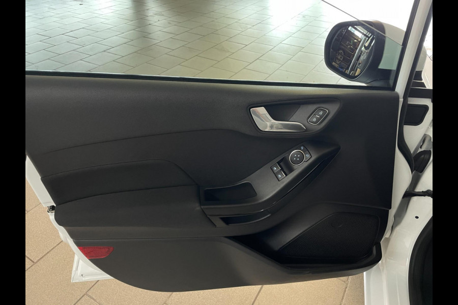 Ford Fiesta 1.1 Trend AIRCO LIMITER MULTI STUUR ELEK RAMEN CENT VERG SPARCO NIEUWSTAAT