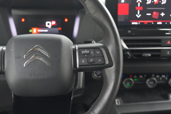 Citroën C4 Puretech 130 EAT8 Shine | Camera | Dodehoekdetectie | Head-Up Display | Apple Carplay
