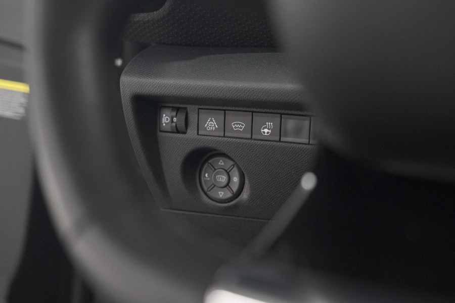 Citroën C4 Puretech 130 EAT8 Shine | Camera | Dodehoekdetectie | Head-Up Display | Apple Carplay
