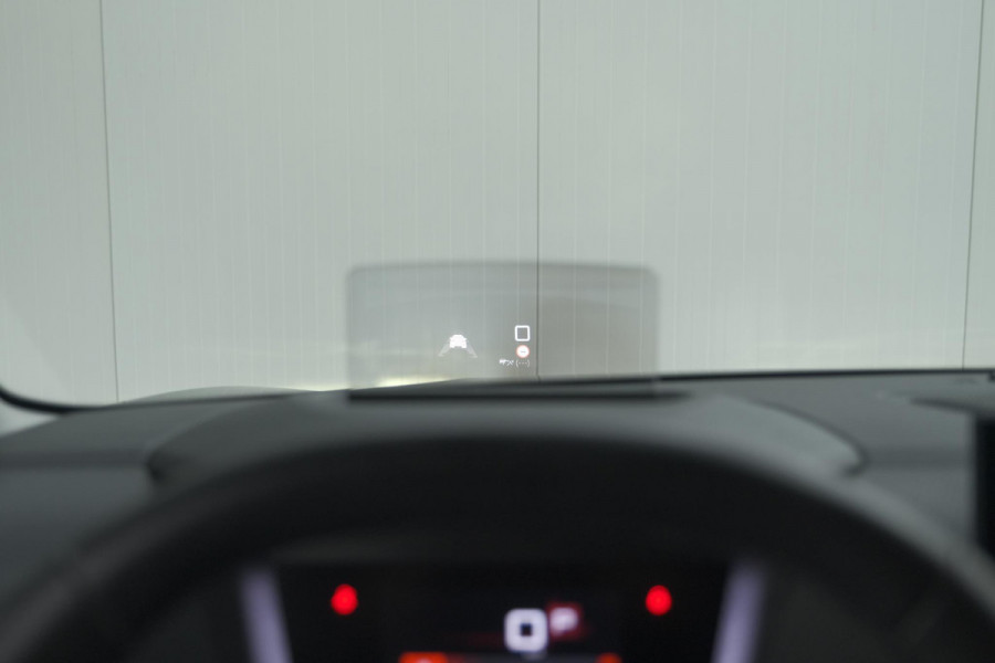 Citroën C4 Puretech 130 EAT8 Shine | Camera | Dodehoekdetectie | Head-Up Display | Apple Carplay