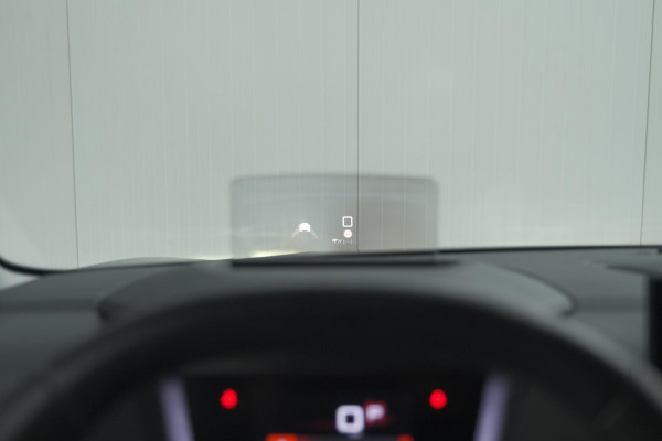 Citroën C4 Puretech 130 EAT8 Shine | Camera | Dodehoekdetectie | Head-Up Display | Apple Carplay