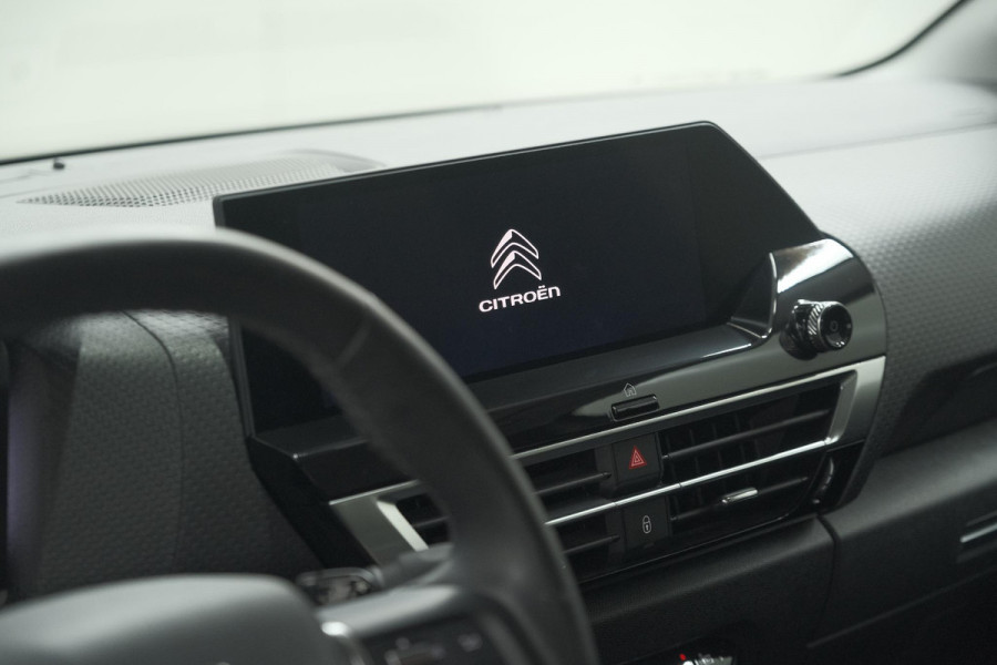 Citroën C4 Puretech 130 EAT8 Shine | Camera | Dodehoekdetectie | Head-Up Display | Apple Carplay